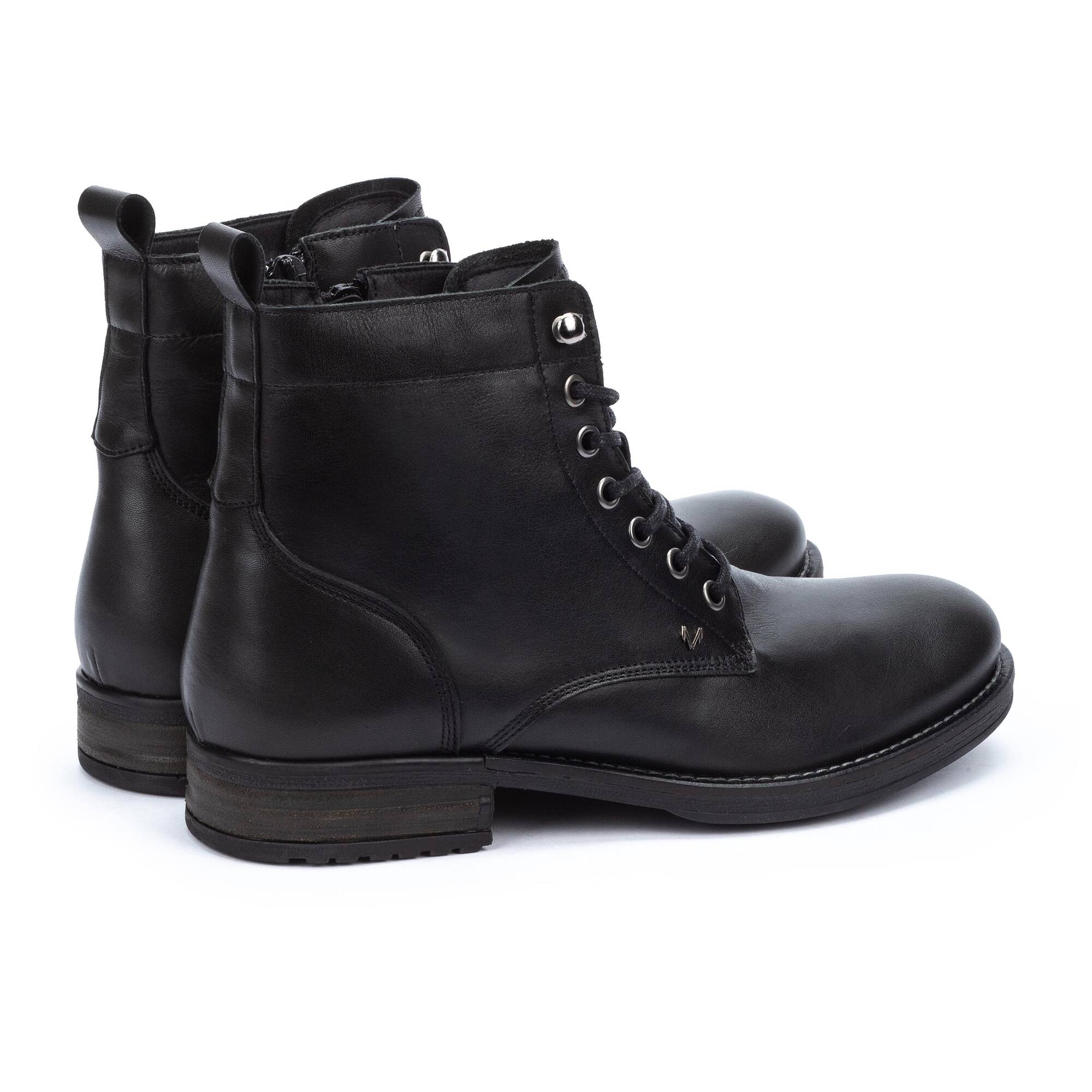 Felalia boots shop