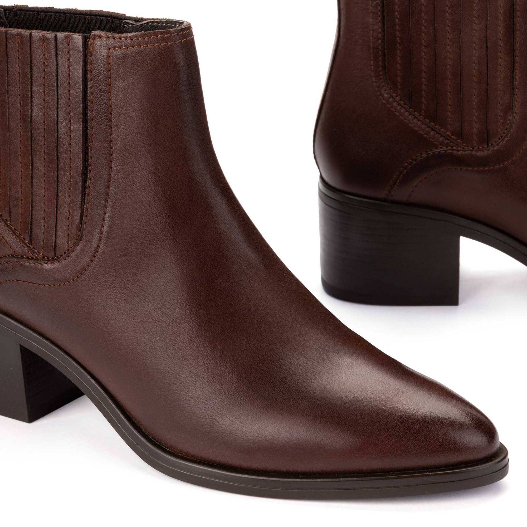 Heeled Ankle Boots | ZINNIA 1603-A922C, OLMO, large image number 60-1603-A922C_113_Martinelli_ZINNIA_OLMO_full.jpg | null