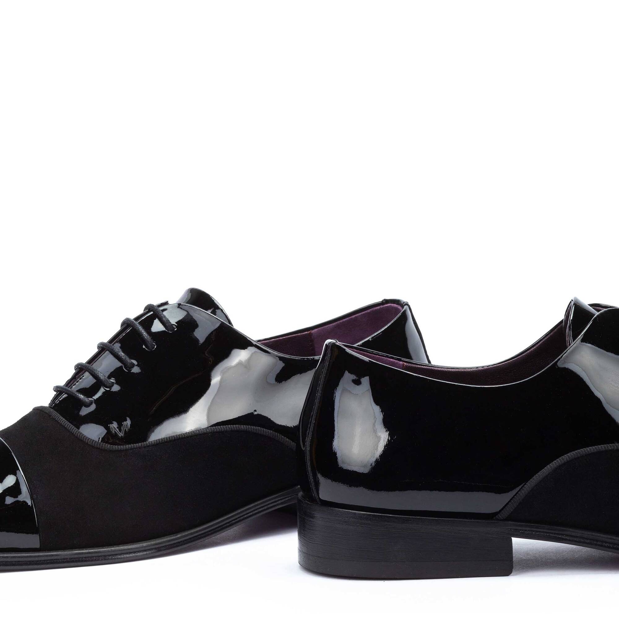 Lace up shoes | CHARLESTOWN 1625-2773H, BLACK, large image number 60-1625-2773H_000_Martinelli_CHARLESTOWN_BLACK_full.jpg | null