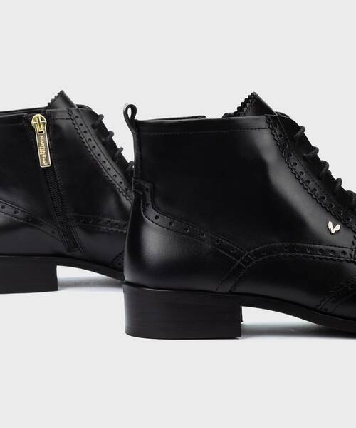 Flat ankle boots | MOSCOVA 1708-B242K | BLACK | Martinelli