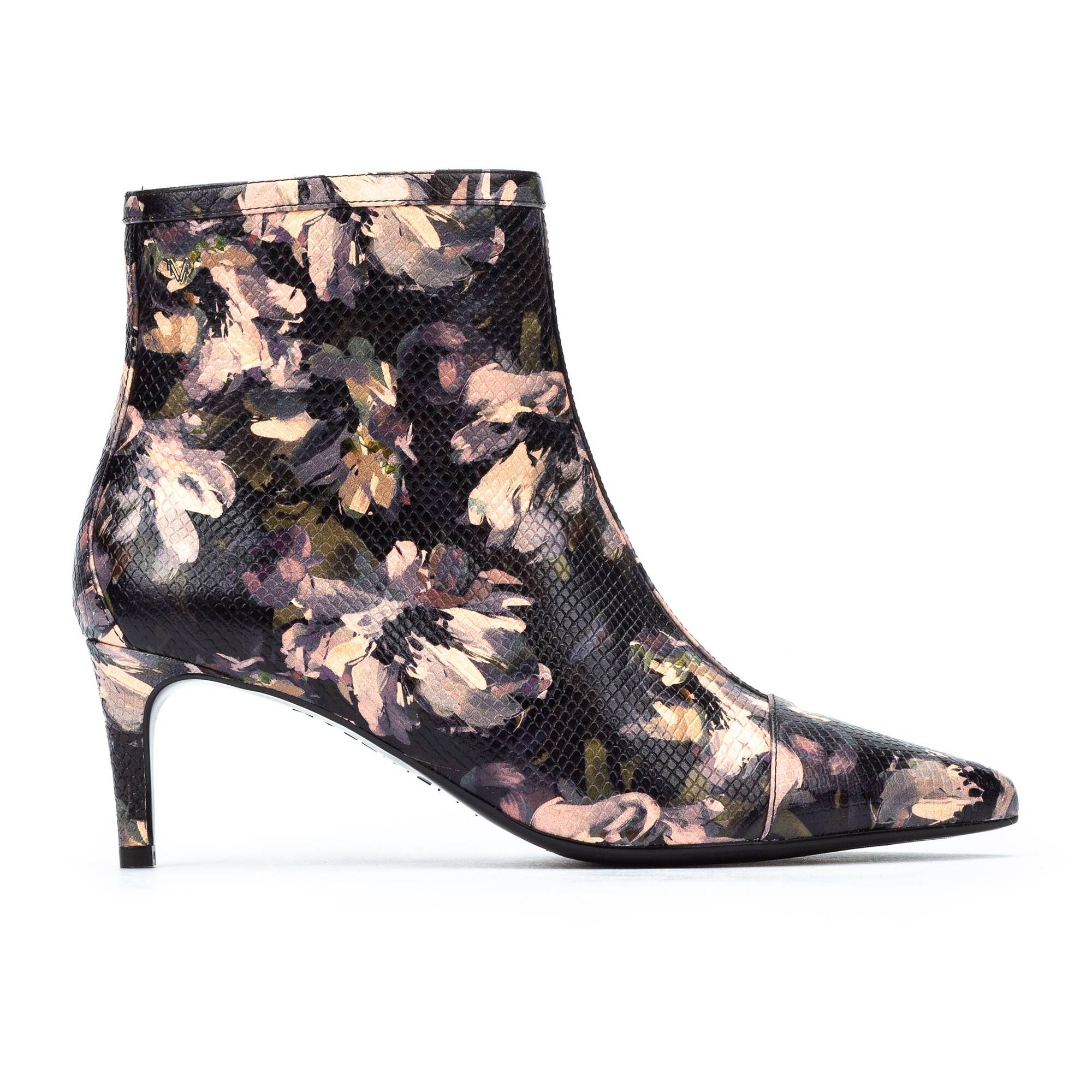 Heeled Ankle Boots | FONTE 1749-B268X, BLACK, large image number 10-1749-B268X_000_Martinelli_FONTE_BLACK_full.jpg | null