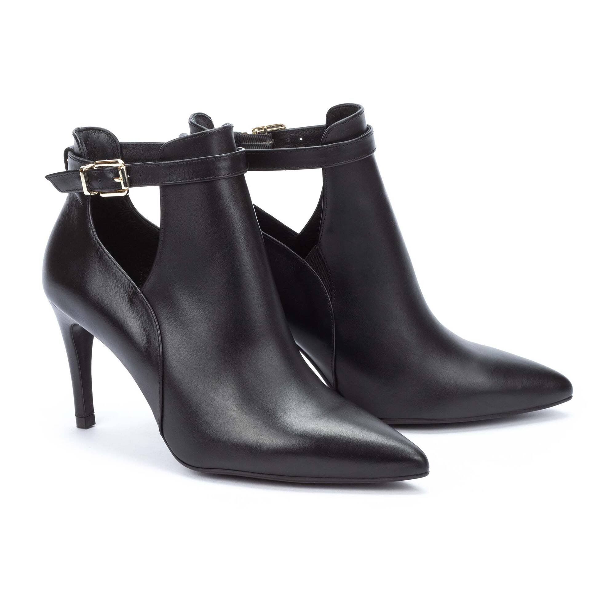 Botines con tac&oacute;n | THELMA 1489-A609P, BLACK, large image number 100-1489-A609P_000_Martinelli_THELMA_BLACK_full.jpg | null