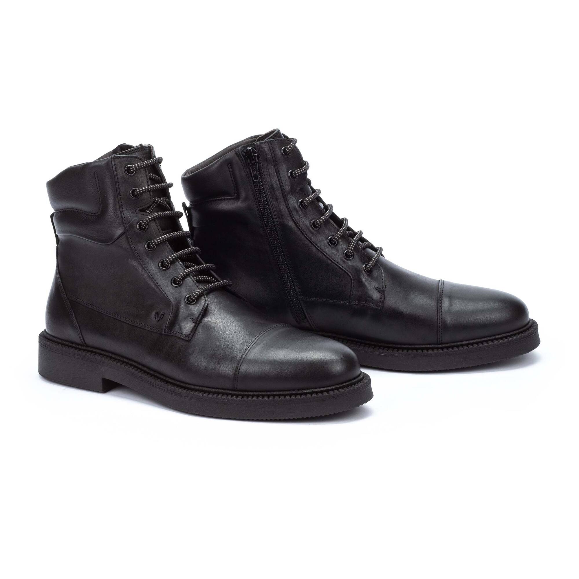 Boots | ROYSTON 1662-2850G, BLACK, large image number 100-1662-2850G_000_Martinelli_ROYSTON_BLACK_full.jpg | null