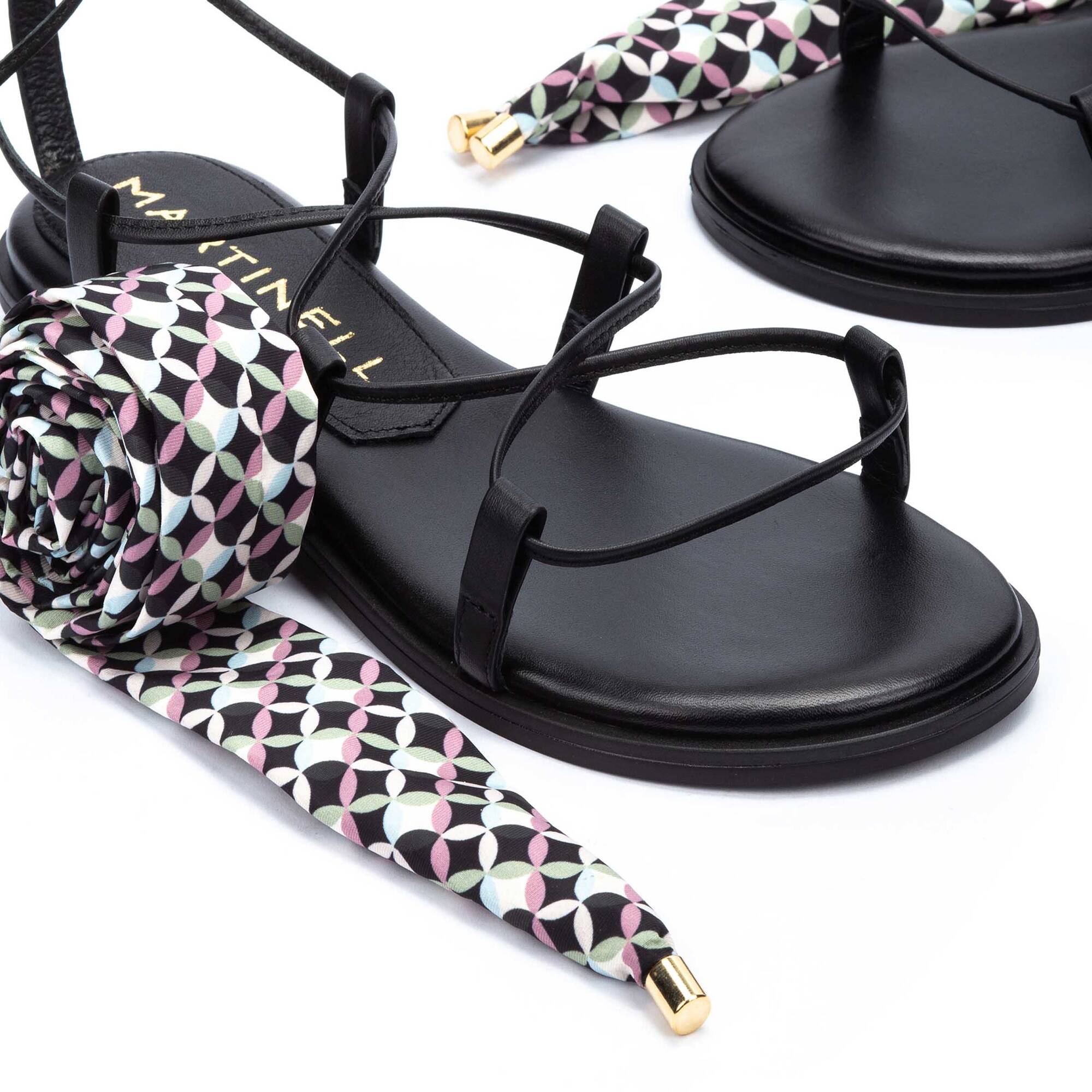 Sandalias planas | MAZZINI 1535-B008Z, BLACK, large image number 60-1535-B008Z_000_Martinelli_MAZZINI_BLACK_full.jpg | null