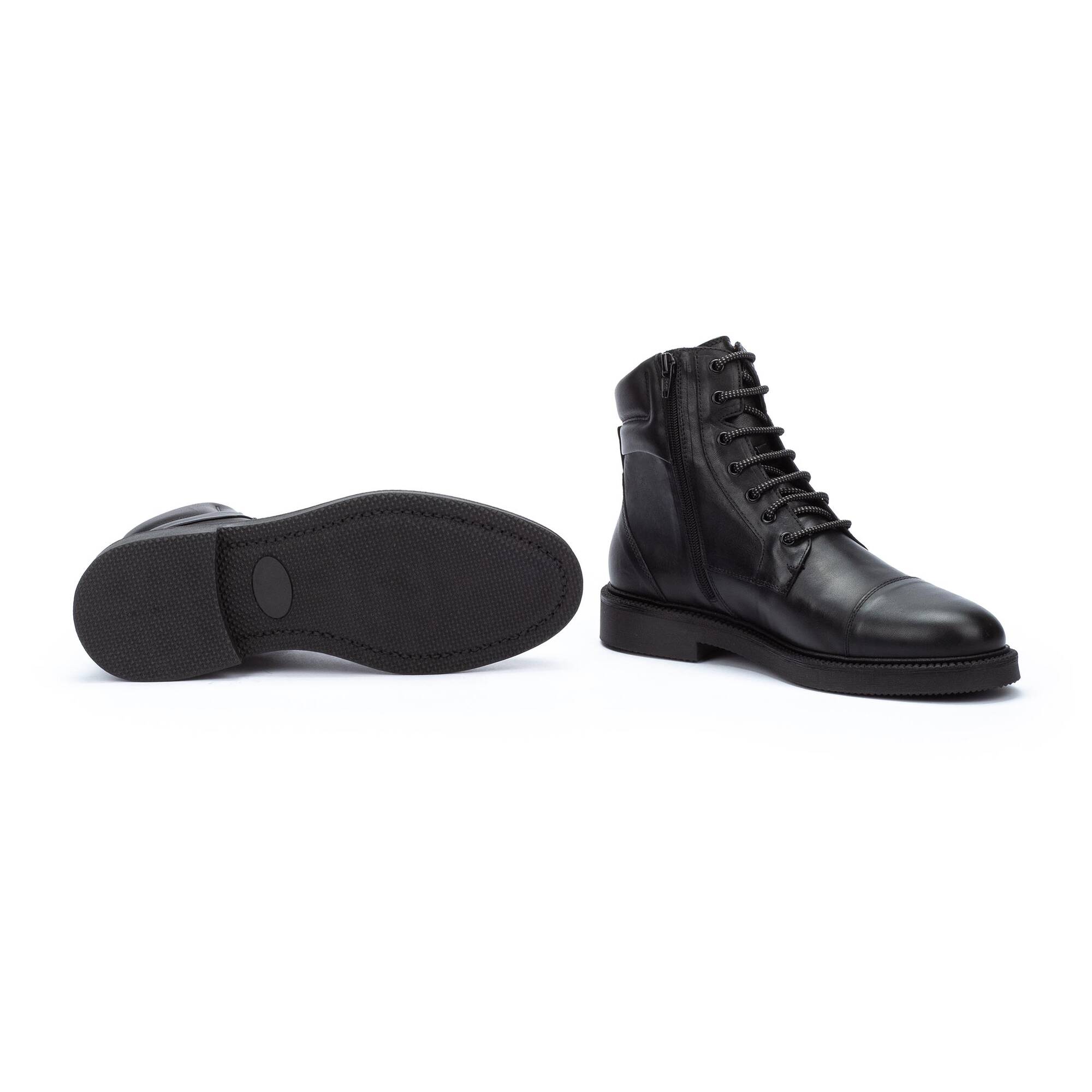 Boots | ROYSTON 1662-2850G, BLACK, large image number 70-1662-2850G_000_Martinelli_ROYSTON_BLACK_full.jpg | null