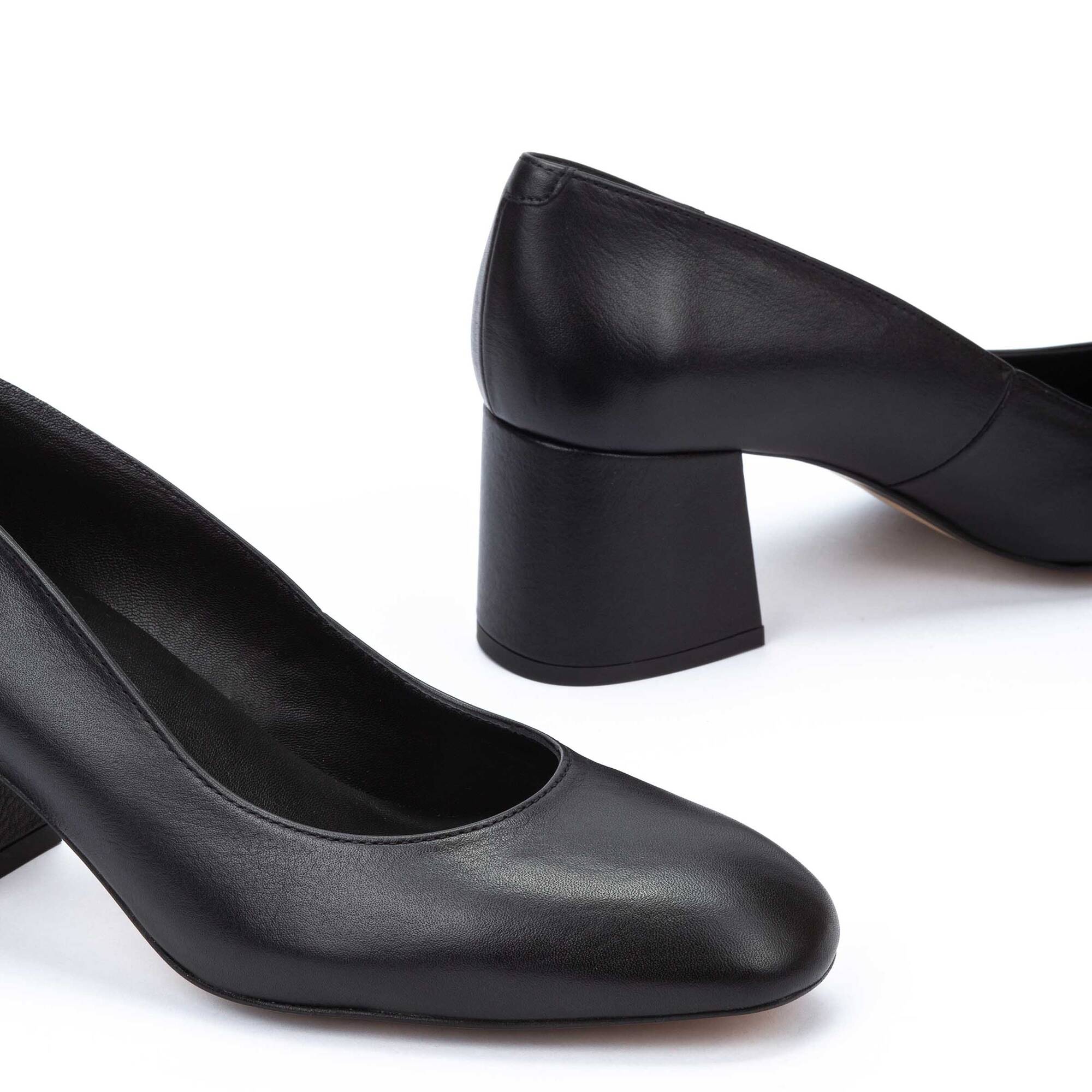 Heels | PISANI 1705-B223Z, BLACK, large image number 60-1705-B223Z_000_Martinelli_PISANI_BLACK_full.jpg | null