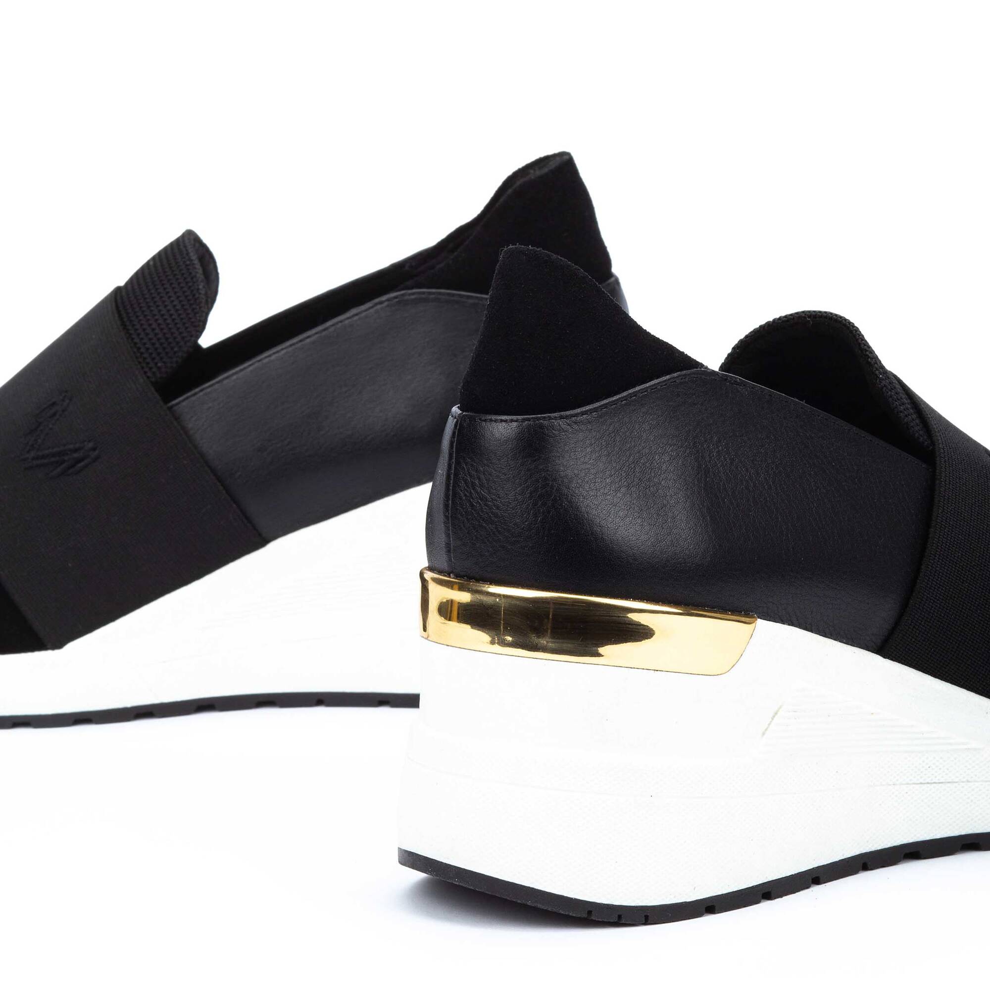 Sneakers | LAGASCA 1556-A557Z2, BLACK, large image number 60-1556-A557Z2_000_Martinelli_LAGASCA_BLACK_full.jpg | null