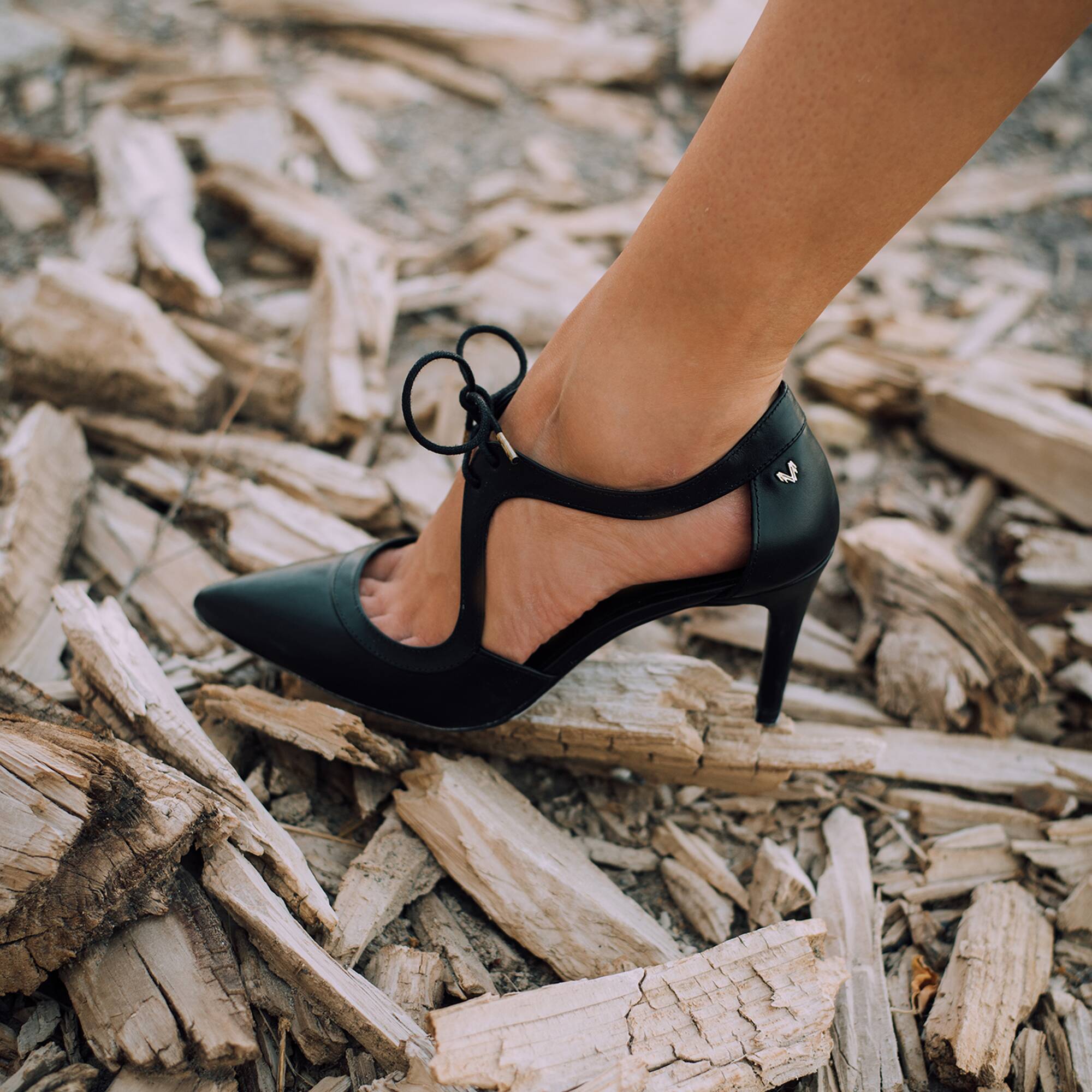 Court Shoes | THELMA 1489-3498P, BLACK, large image number 90-1489-3498P_000_Martinelli_THELMA_BLACK_full.jpg | null