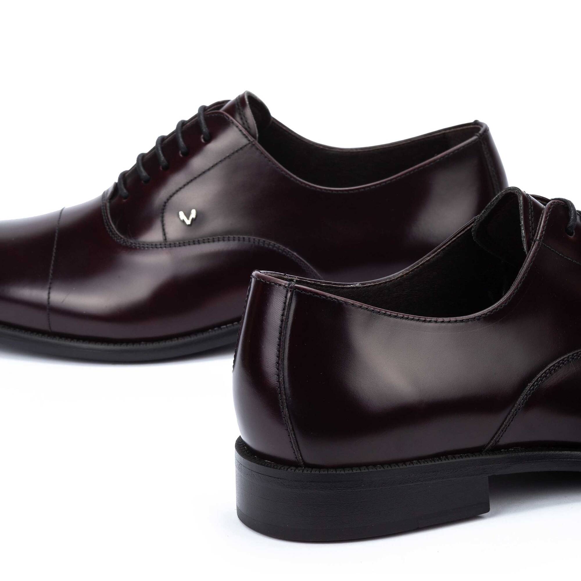 Lace up shoes | ARLINGTON 1691-2856T, BURDEOS, large image number 60-1691-2856T_507_Martinelli_ARLINGTON_BURDEOS_full.jpg | null