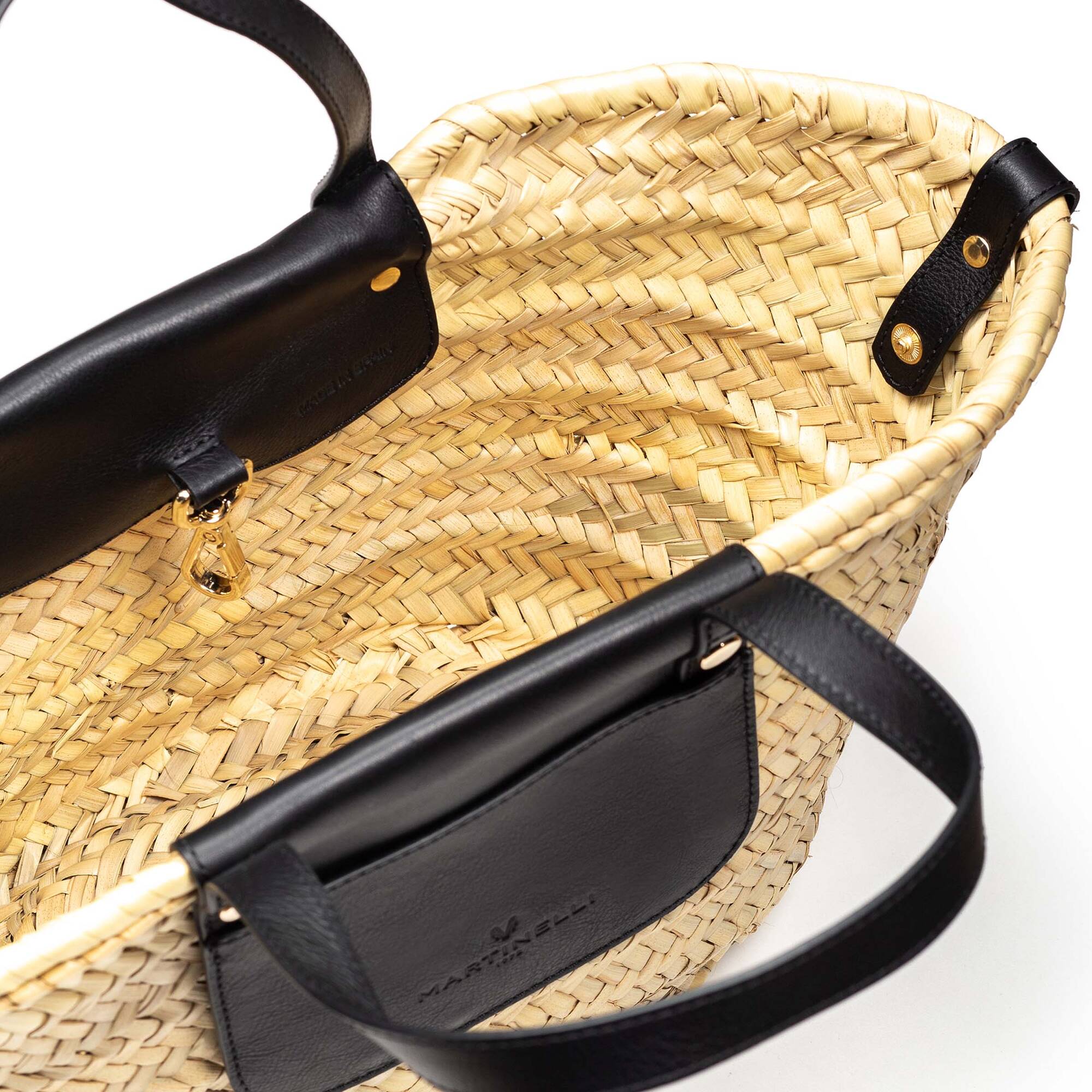 null | BOLSOS BBM-W405, BLACK, large image number 100-BBM-W405_000_Martinelli_BOLSOS_BLACK_full.jpg | null