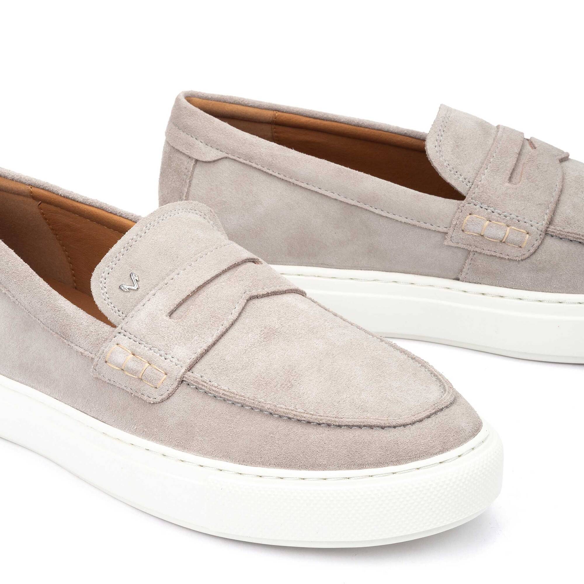 Slip on Loafers | HASTINGS 1738-2952WY, CENIZA, large image number 60-1738-2952WY_051_Martinelli_HASTINGS_CENIZA_full.jpg | null