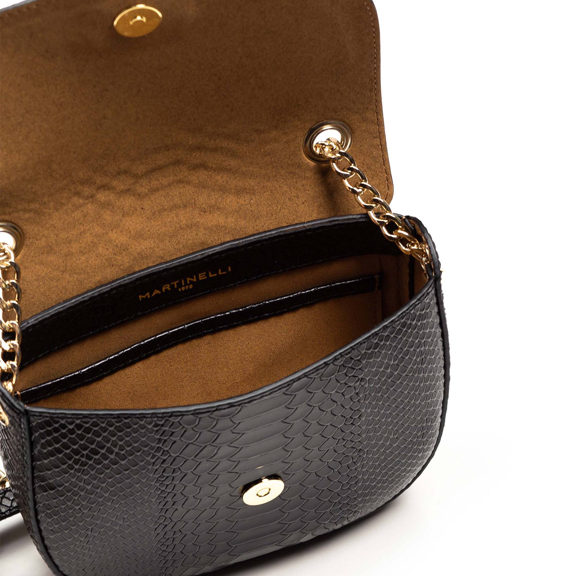 null | BOLSOS BBM-W400, BLACK, large image number 100-BBM-W400_000_Martinelli_BOLSOS_BLACK_full.jpg | null