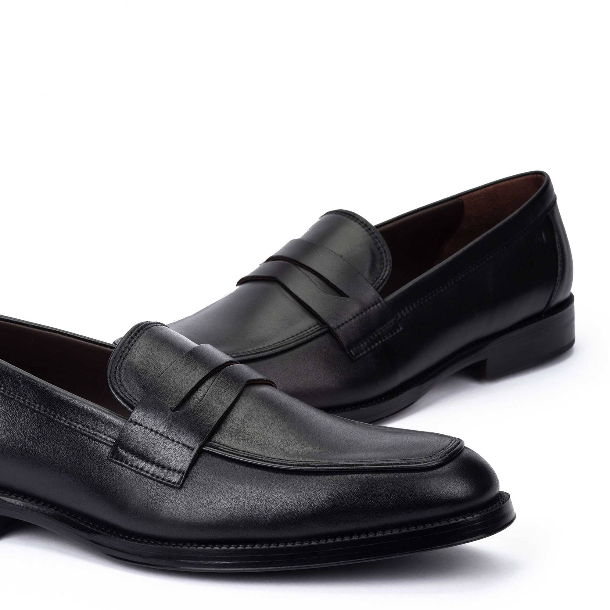 Mocasines | ALTON 1661-2816S, BLACK, large image number 60-1661-2816S_000_Martinelli_ALTON_BLACK_full.jpg | null