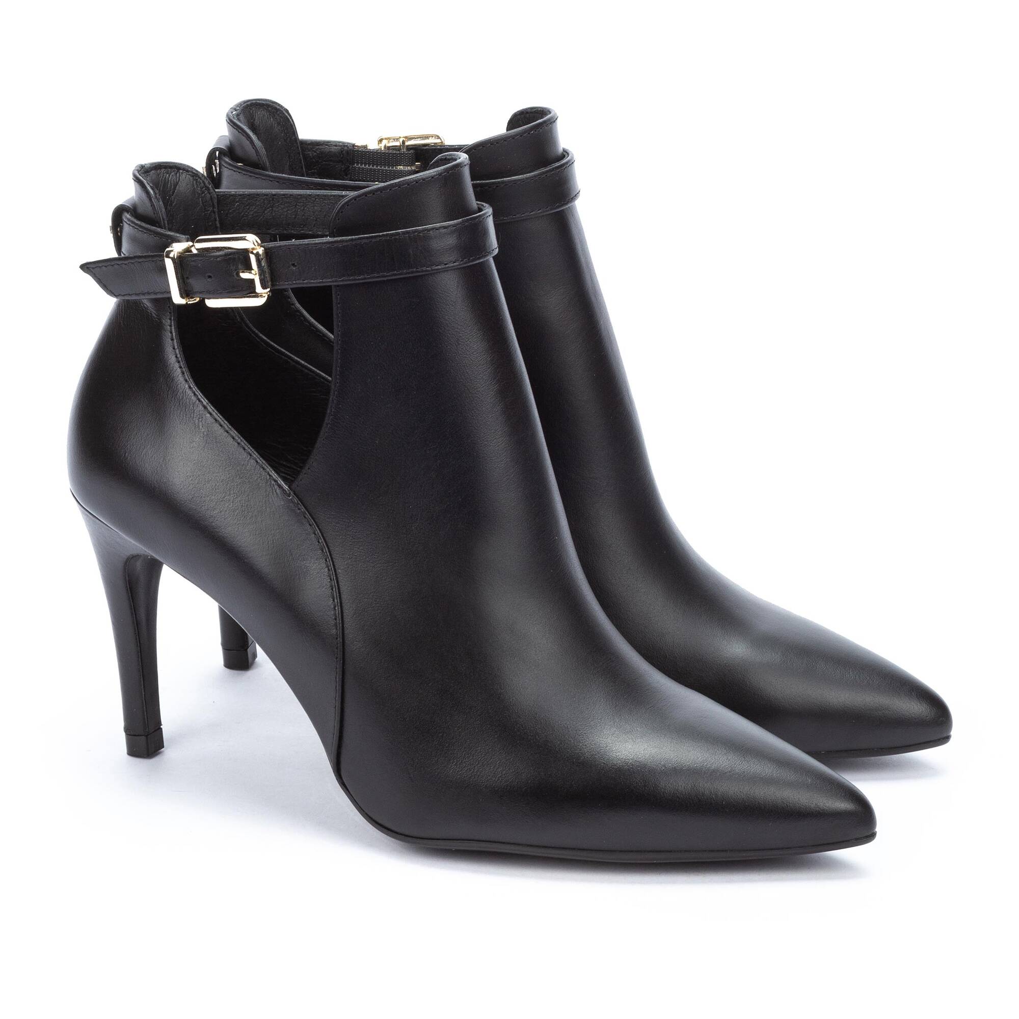 Botines con tac&oacute;n | THELMA 1489-A609P, BLACK, large image number 20-1489-A609P_000_Martinelli_THELMA_BLACK_full.jpg | null